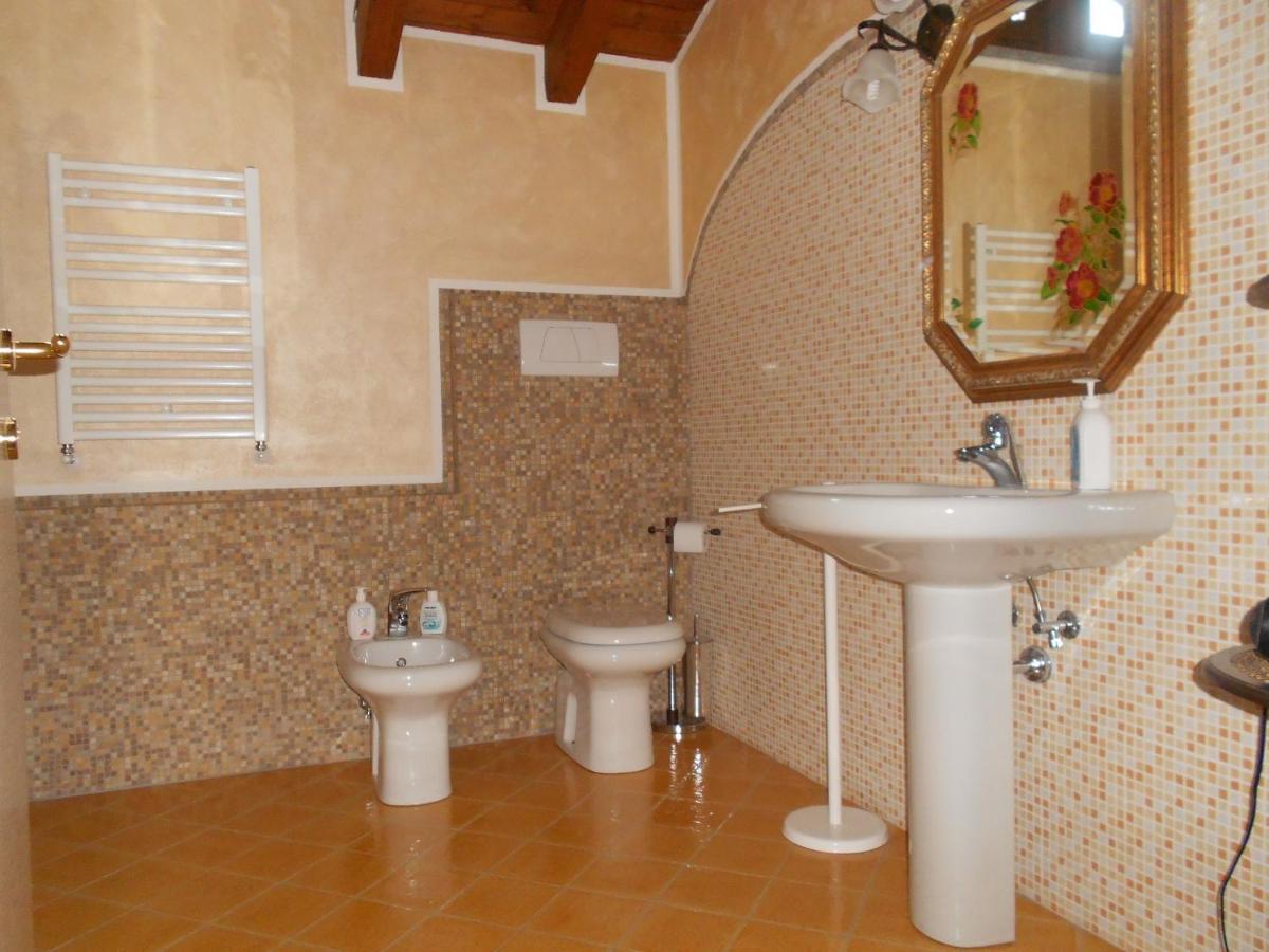 B&B Stella Del Borgo Castiglione Olona Exterior foto